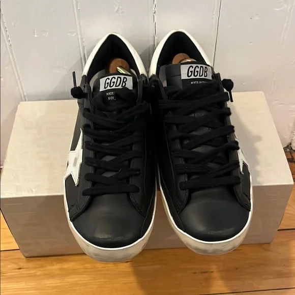 Golden Goose Black and White Sneakers - Picture 6 of 7